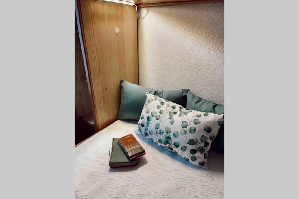 Calido Y Acogedor Apartamento, Ideal Para Familias サラマンカ エクステリア 写真